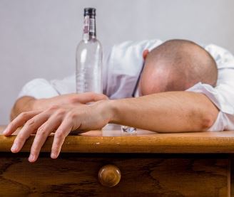 알코올 의존증 확인하는 방법, 알코올 중독 자가진단표 10문항 풀어보기